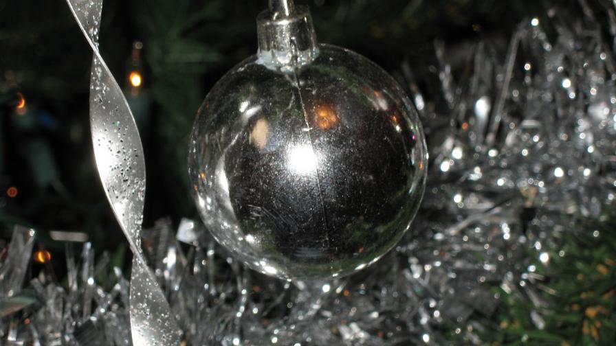Silver Christmas Decorations
