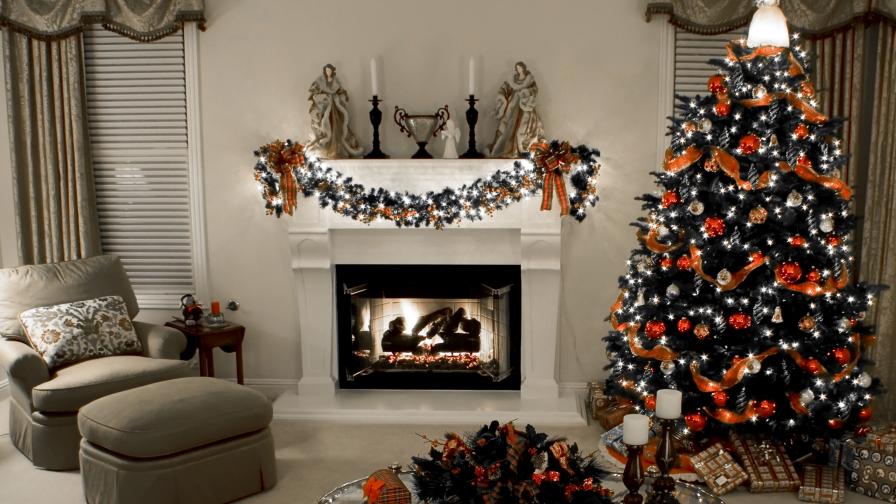 Decorated Christmas Fireplace and Tree